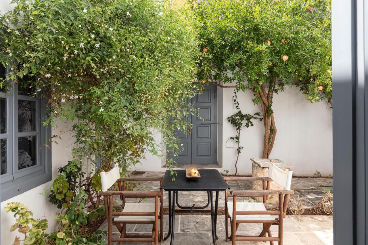 Bratsera Boutique Hotel Hydra  Exterior photo